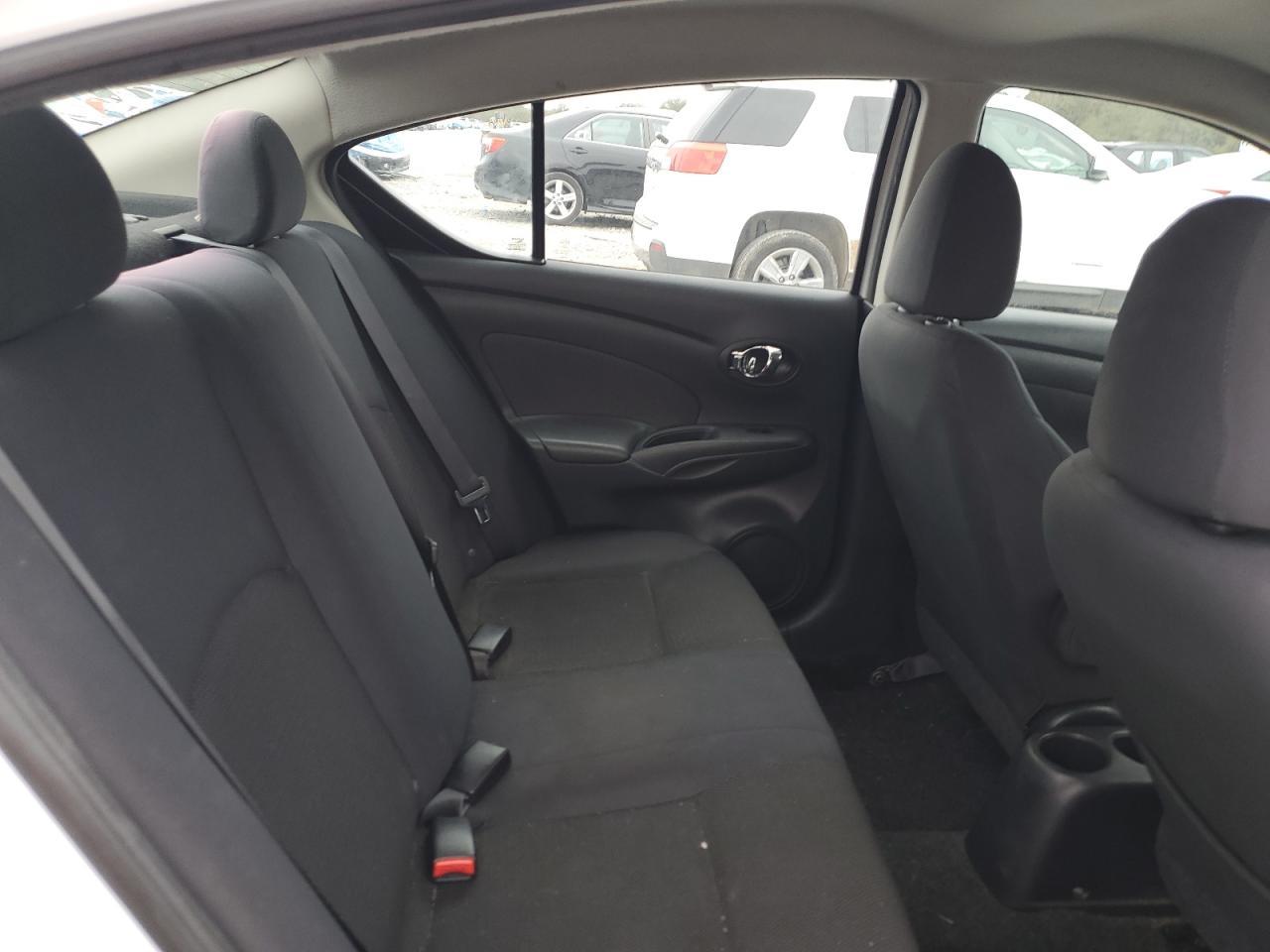 2013 NISSAN VERSA