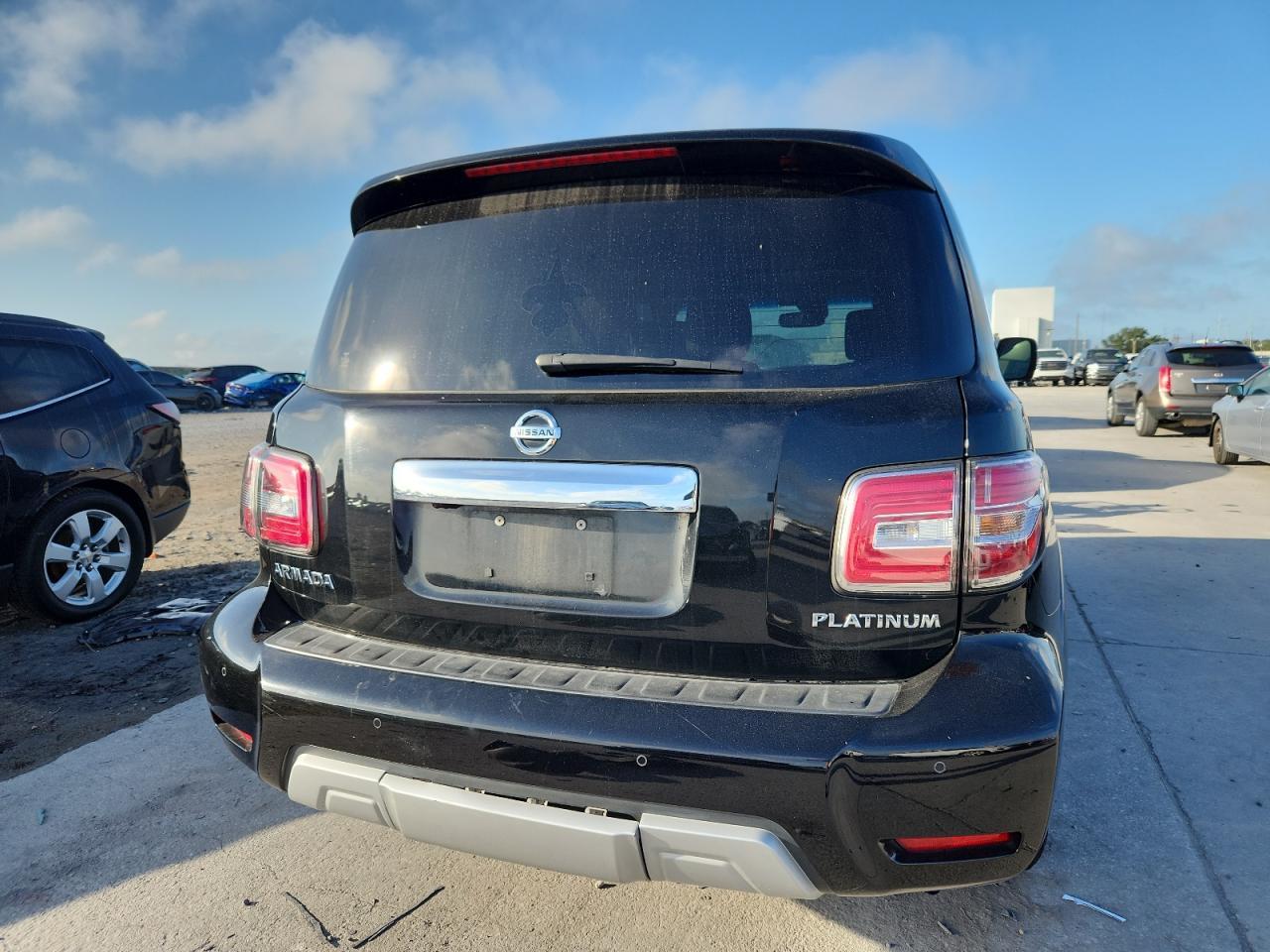 2017 NISSAN Armada