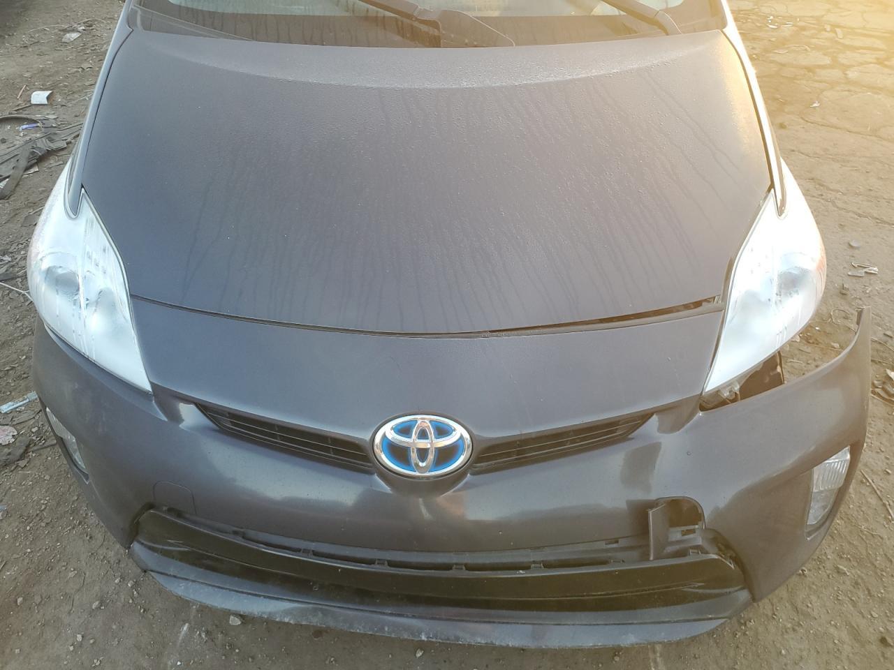 2013 TOYOTA PRIUS