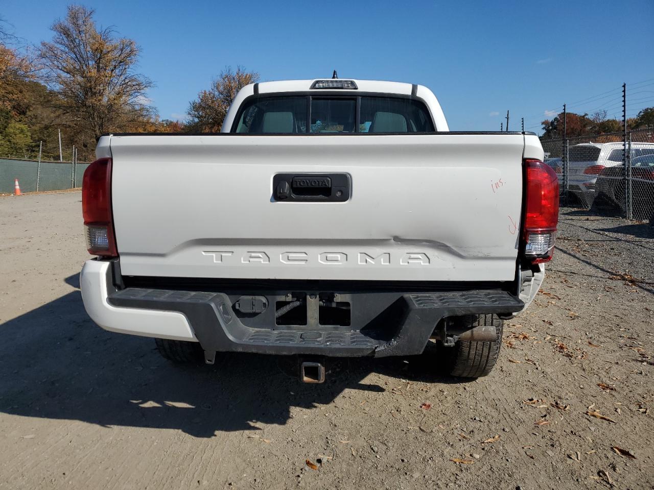 2018 TOYOTA TACOMA
