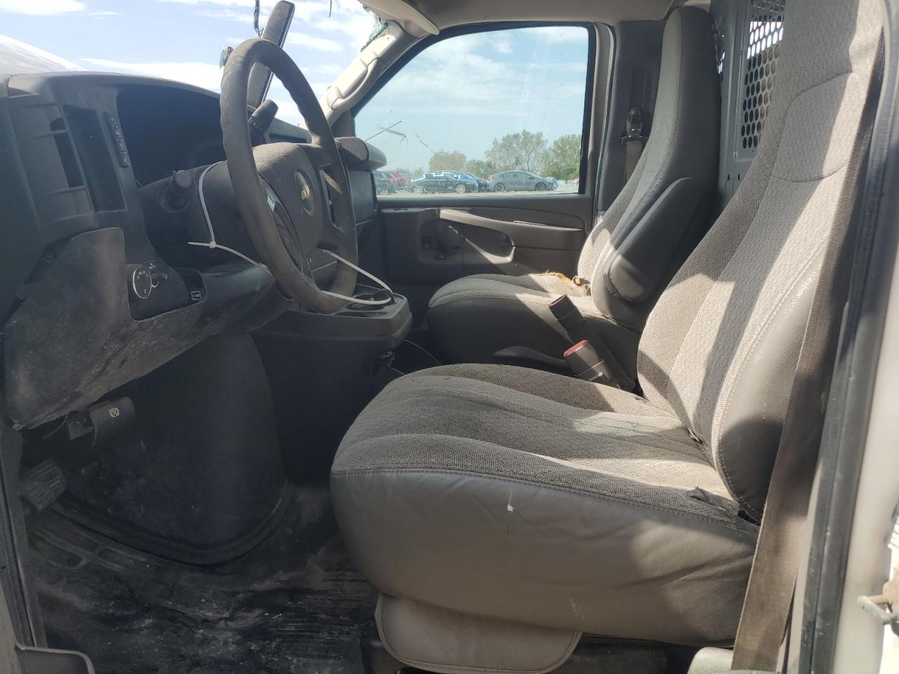2014 CHEVROLET Express 3500