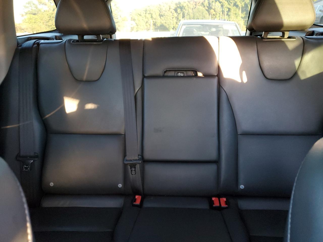 2015 VOLVO XC60