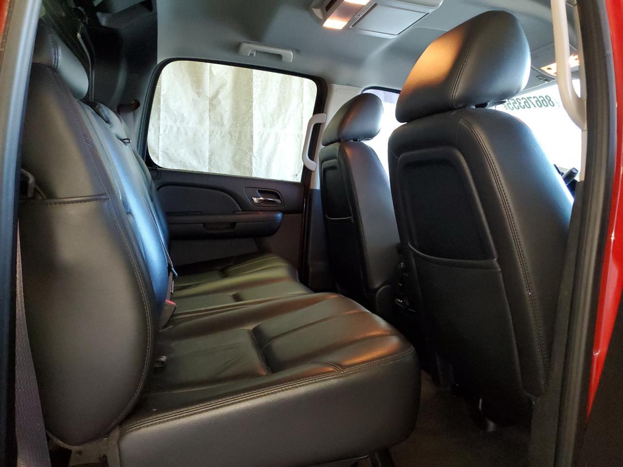 2011 CHEVROLET Avalanche
