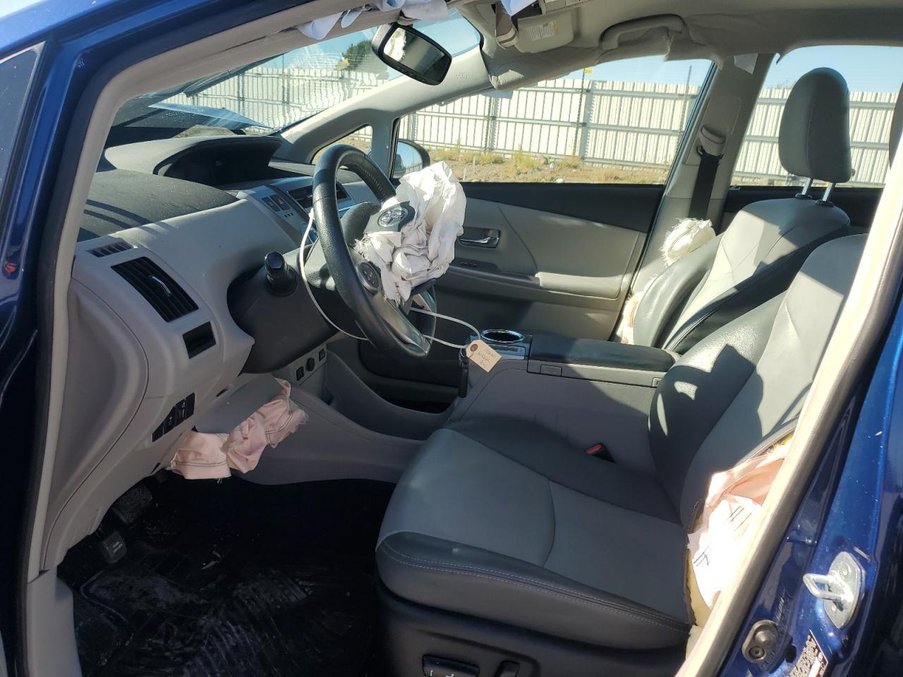 2015 TOYOTA PRIUS V