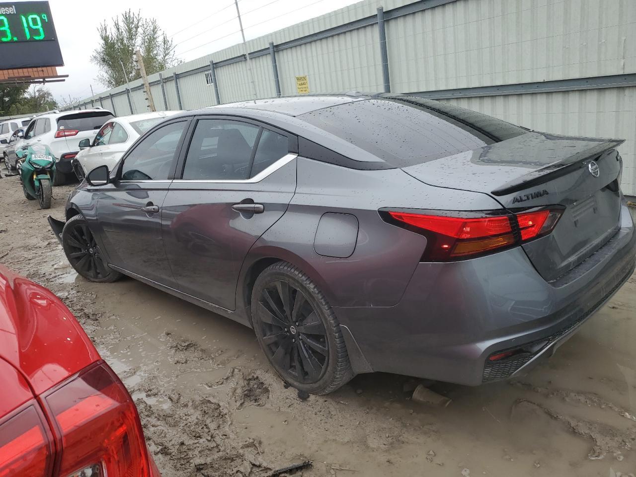 2022 NISSAN ALTIMA