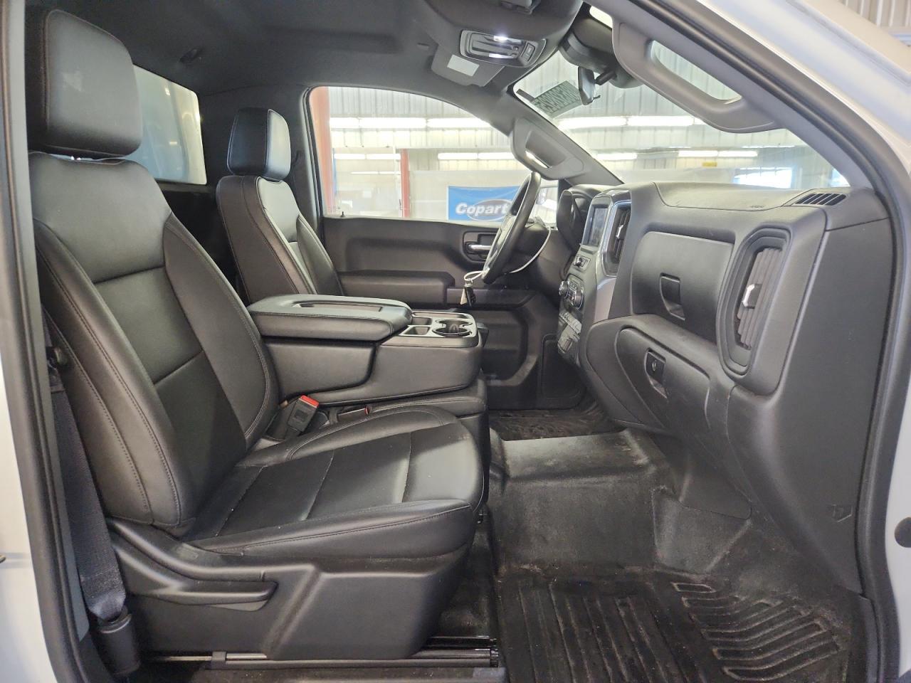 2023 CHEVROLET Silverado
