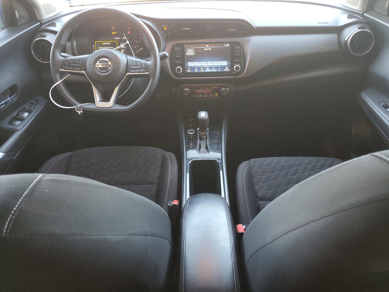 2021 NISSAN KICKS