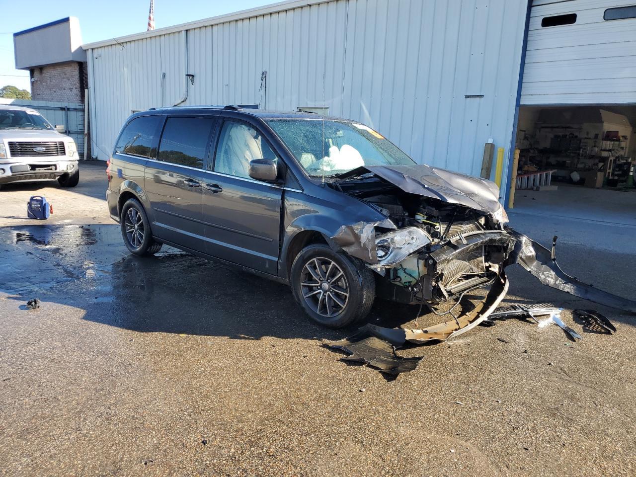 2017 DODGE GRAND CARAVAN
