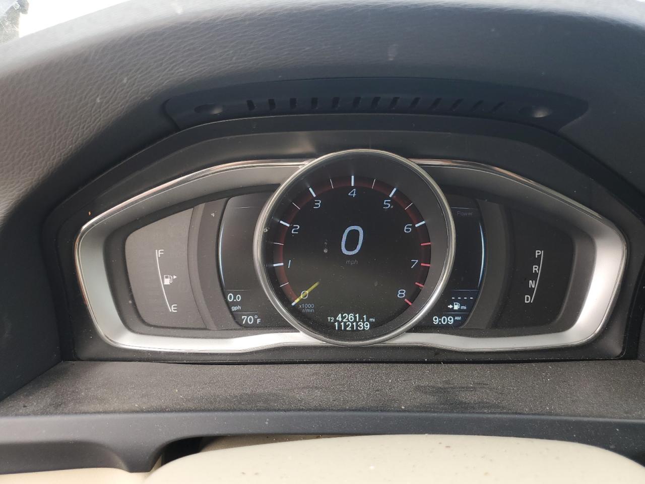 2015 VOLVO S60