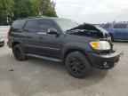 2004 TOYOTA Sequoia