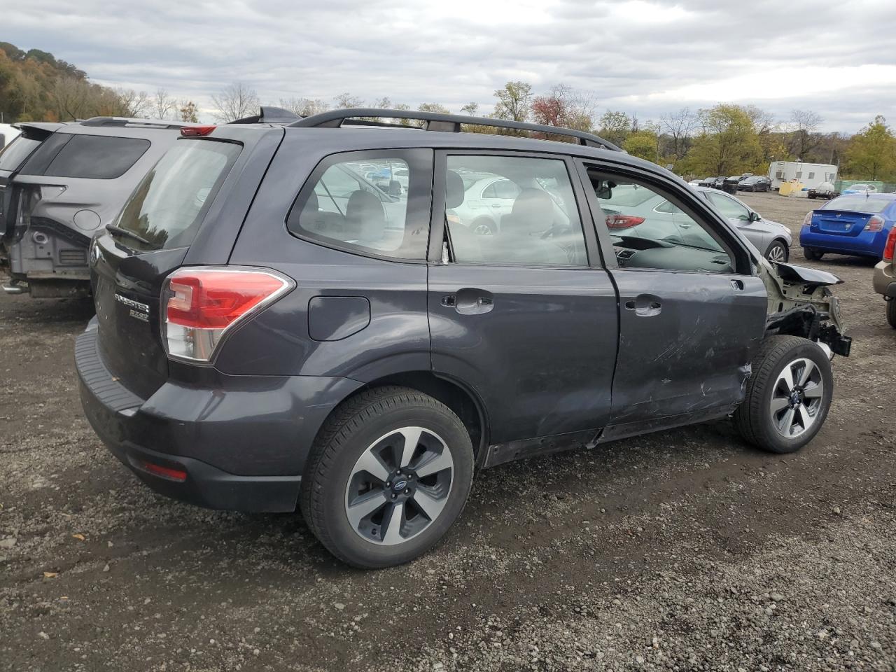 2017 SUBARU FORESTER
