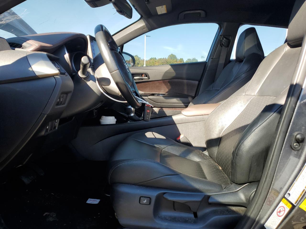 2019 TOYOTA C-HR