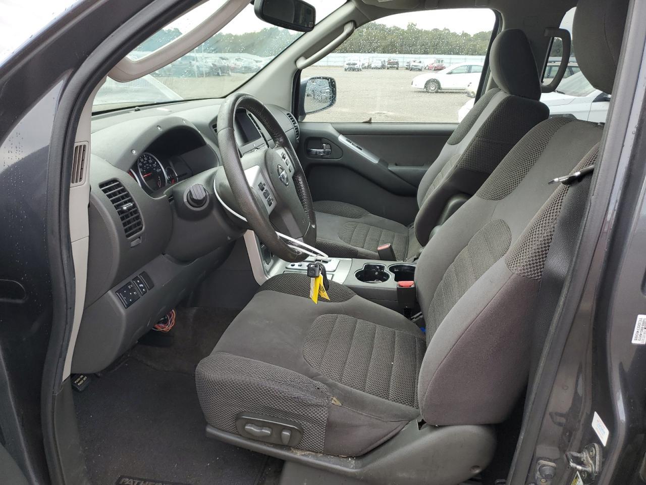 2012 NISSAN PATHFINDER