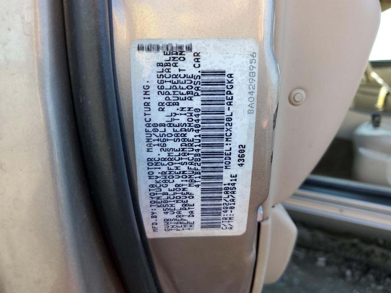 2001 TOYOTA Avalon