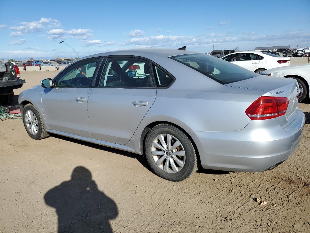 2014 VOLKSWAGEN Passat