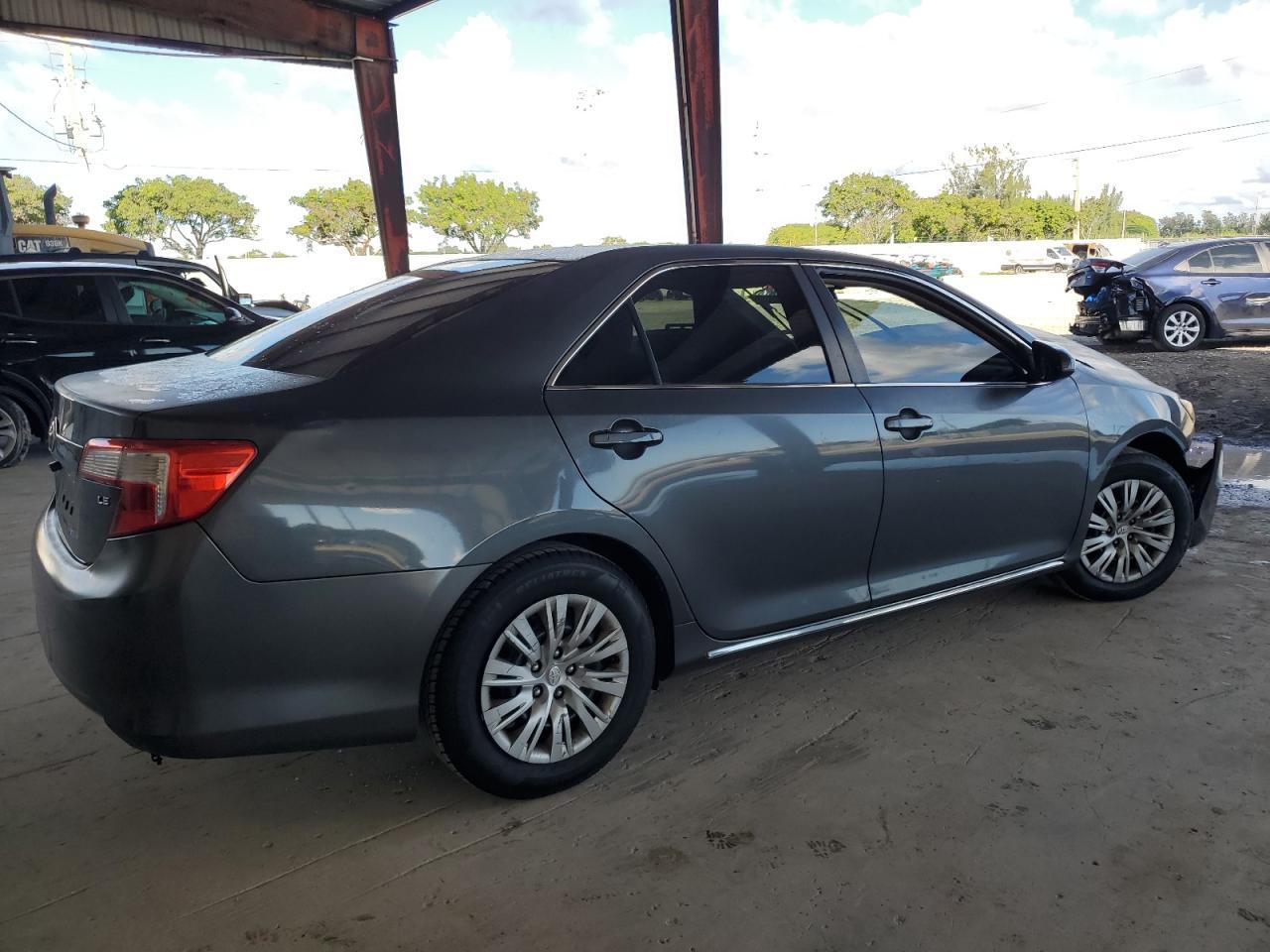 2012 TOYOTA CAMRY