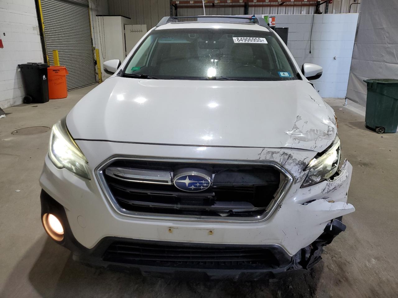 2018 SUBARU Outback