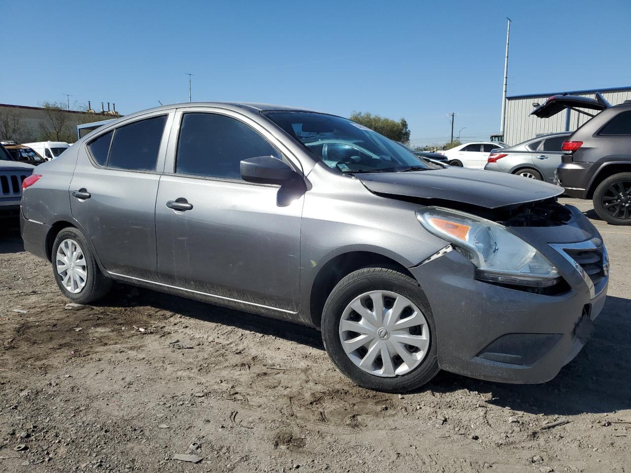 2016 NISSAN VERSA