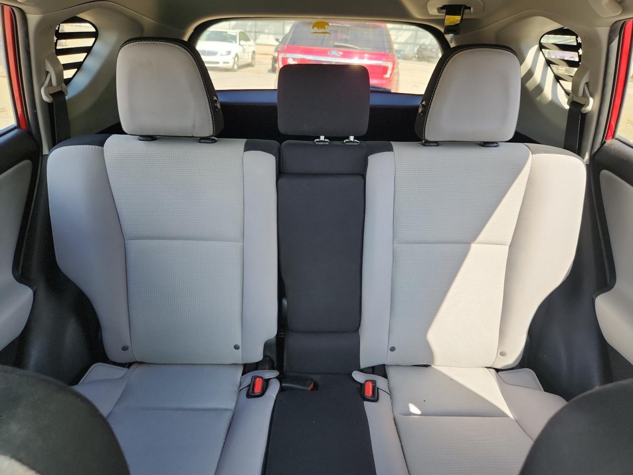 2016 TOYOTA RAV4