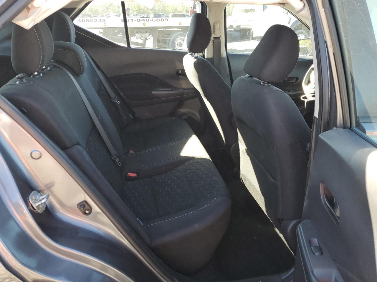 2021 NISSAN KICKS