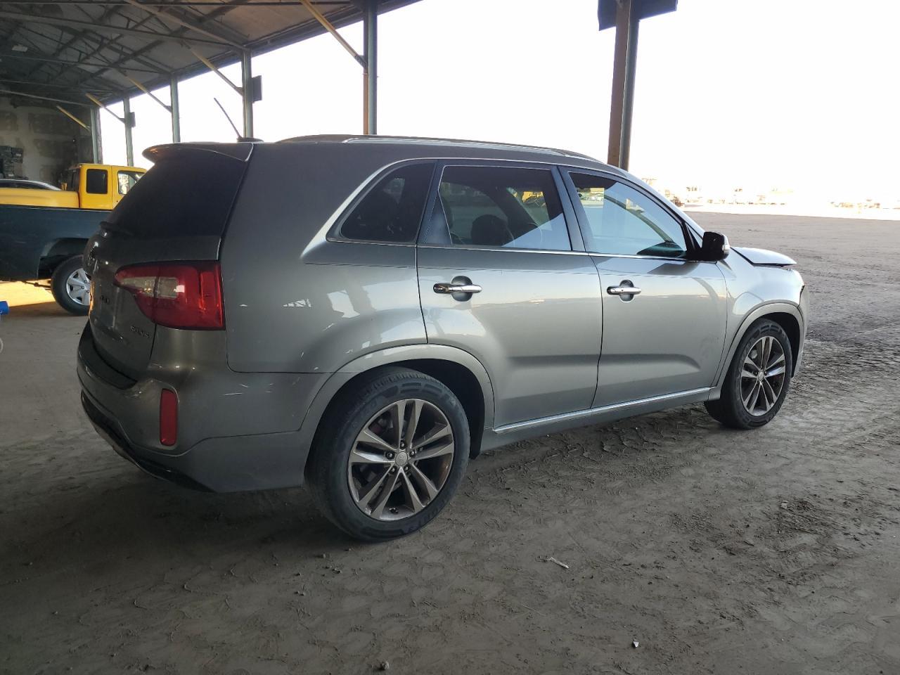 2015 KIA SORENTO