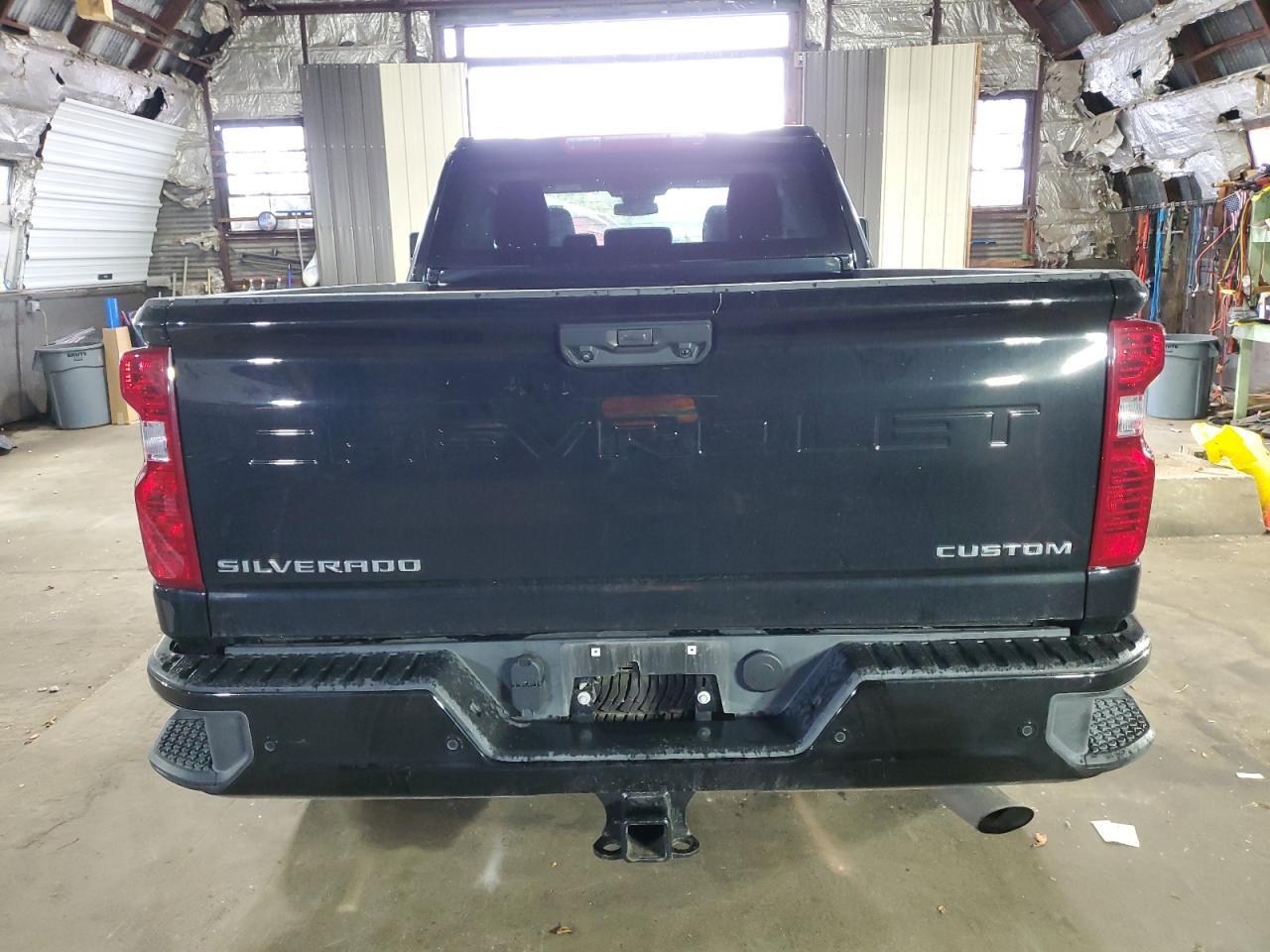 2024 CHEVROLET Silverado