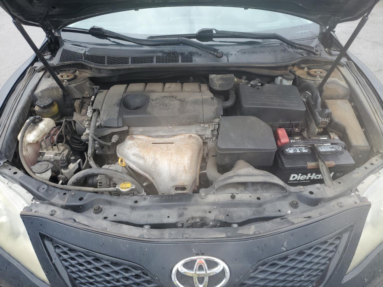 2011 TOYOTA CAMRY