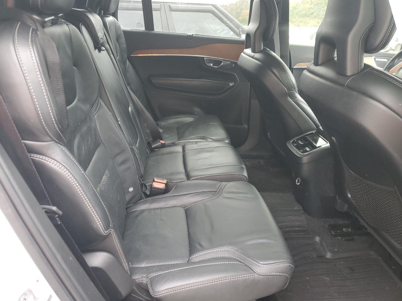 2018 VOLVO XC90
