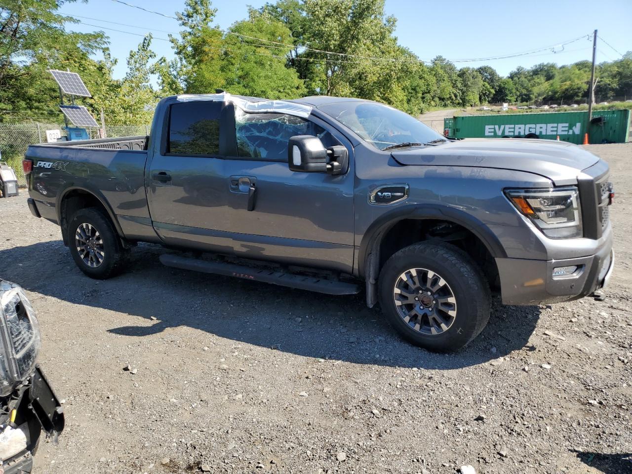 2023 NISSAN Titan