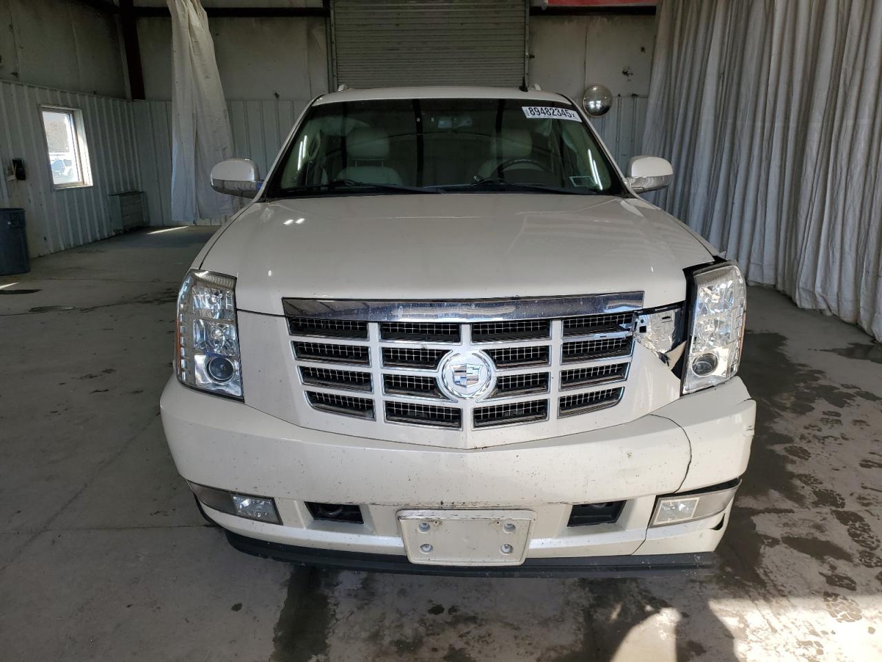 2011 CADILLAC ESCALADE