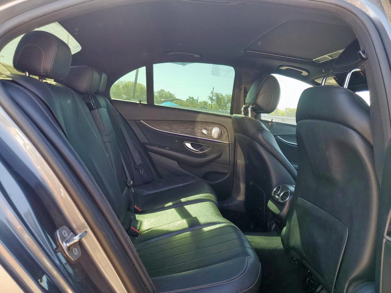 2017 MERCEDES-BENZ E-Class