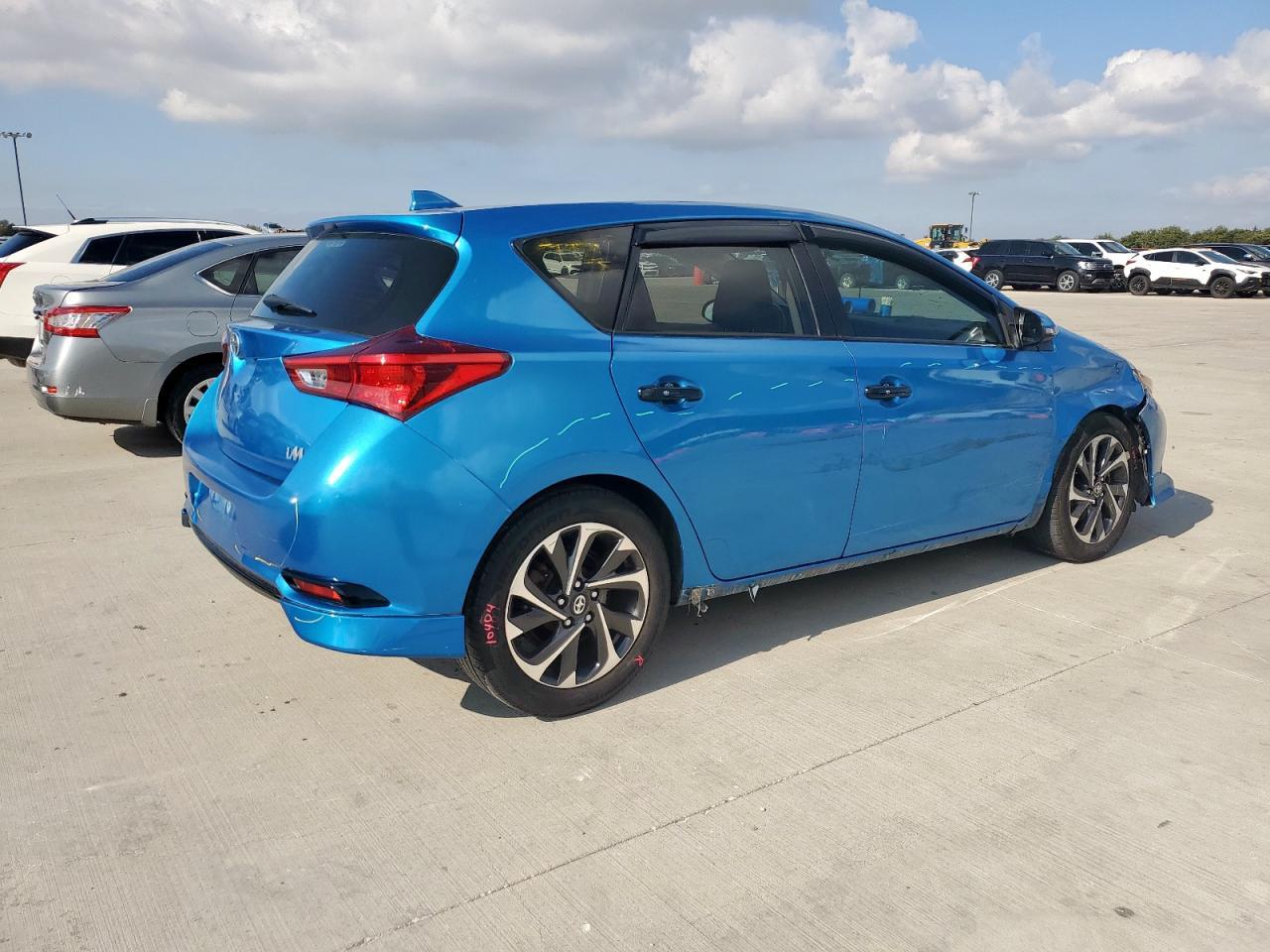 2016 TOYOTA SCION