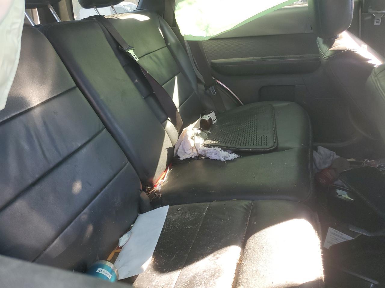 2010 FORD ESCAPE