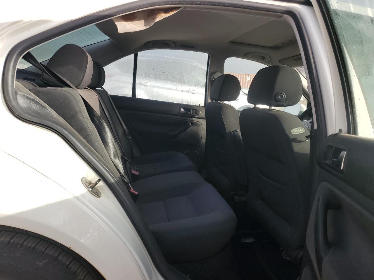 2004 VOLKSWAGEN JETTA