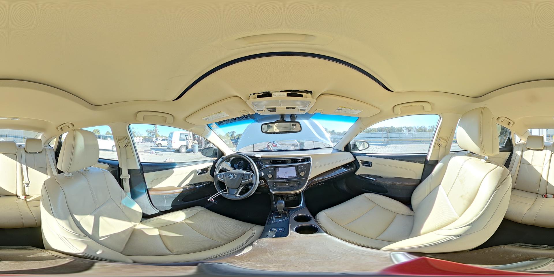 2013 TOYOTA Avalon
