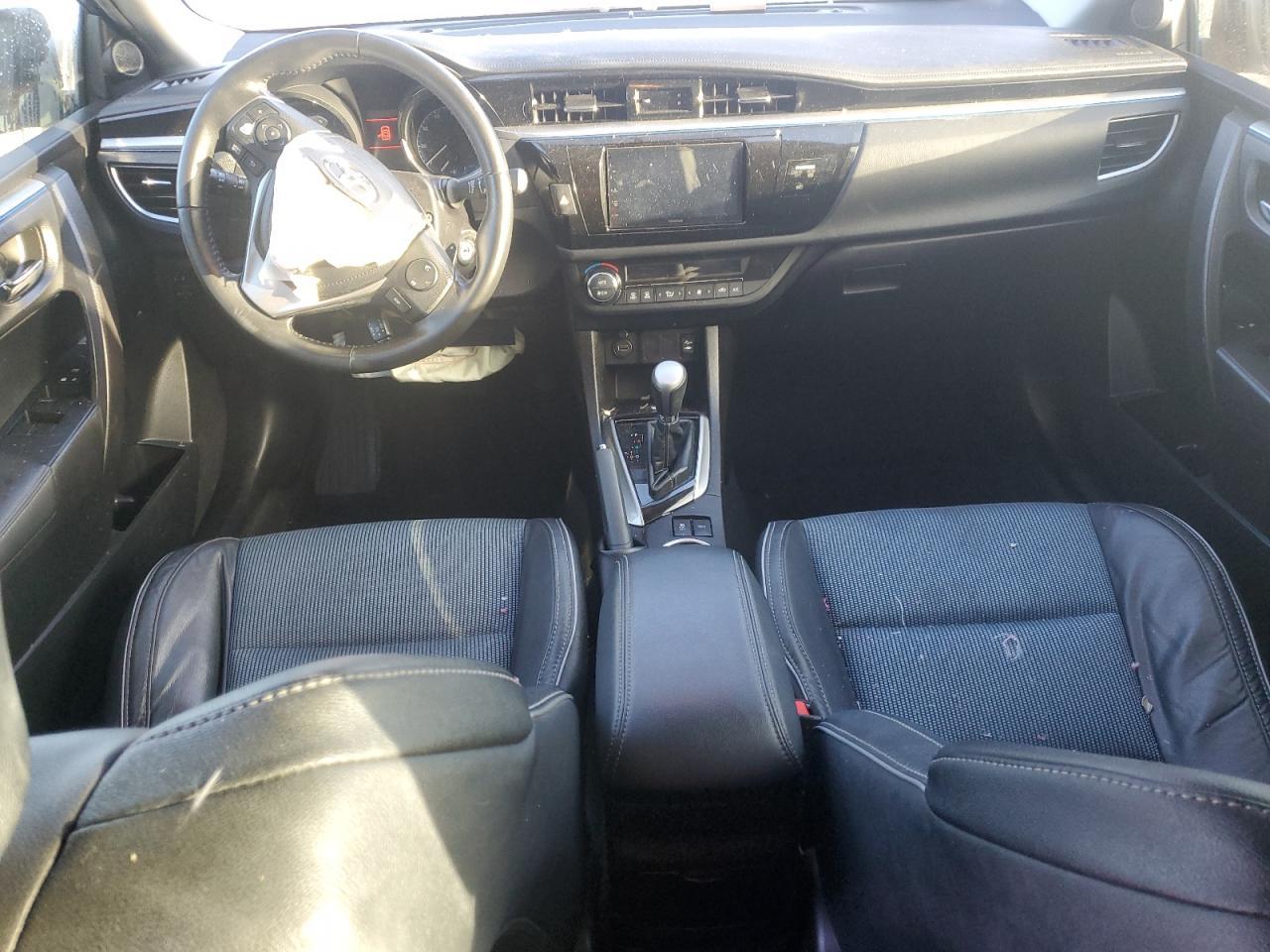2015 TOYOTA COROLLA