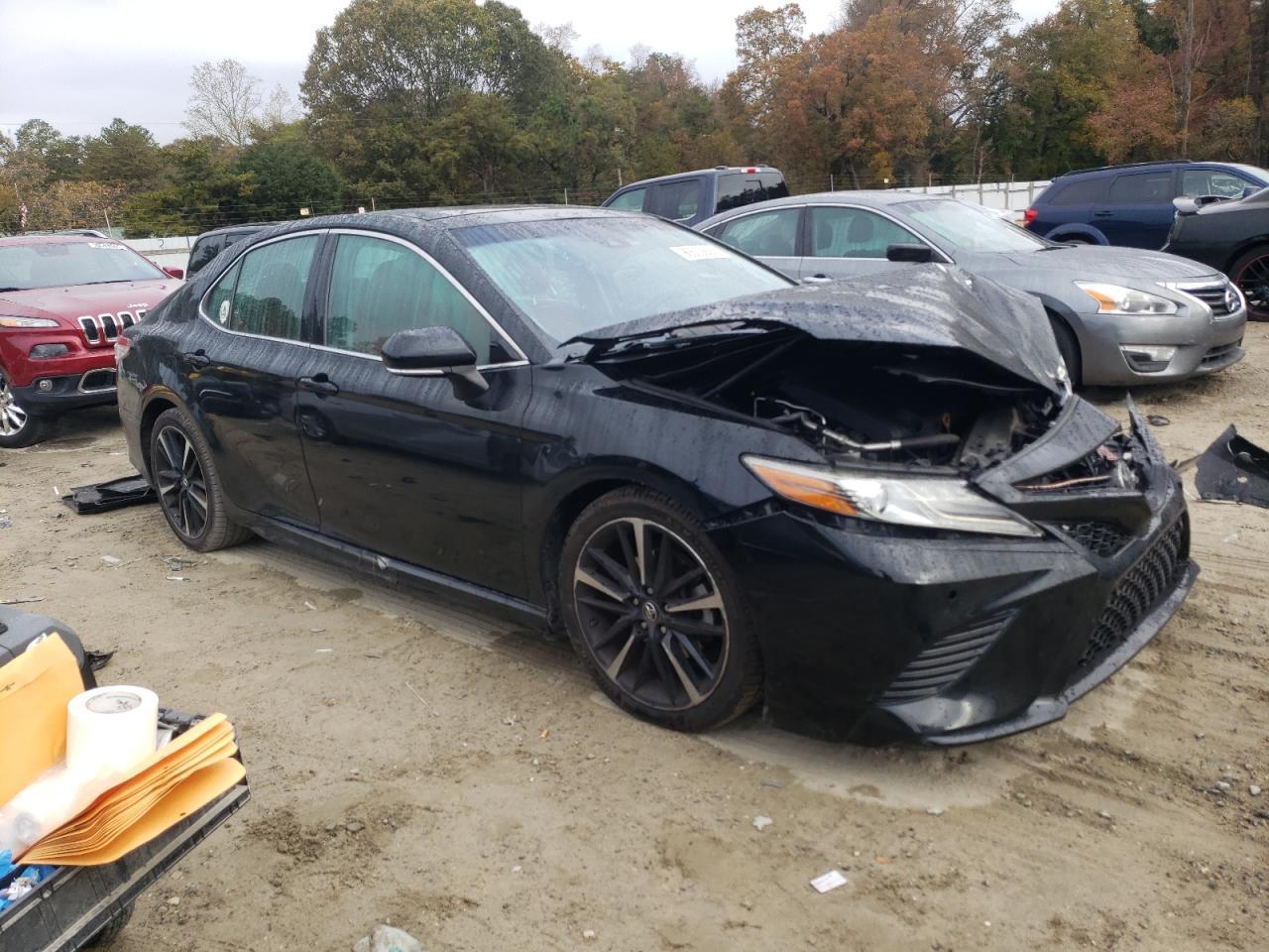 2018 TOYOTA CAMRY