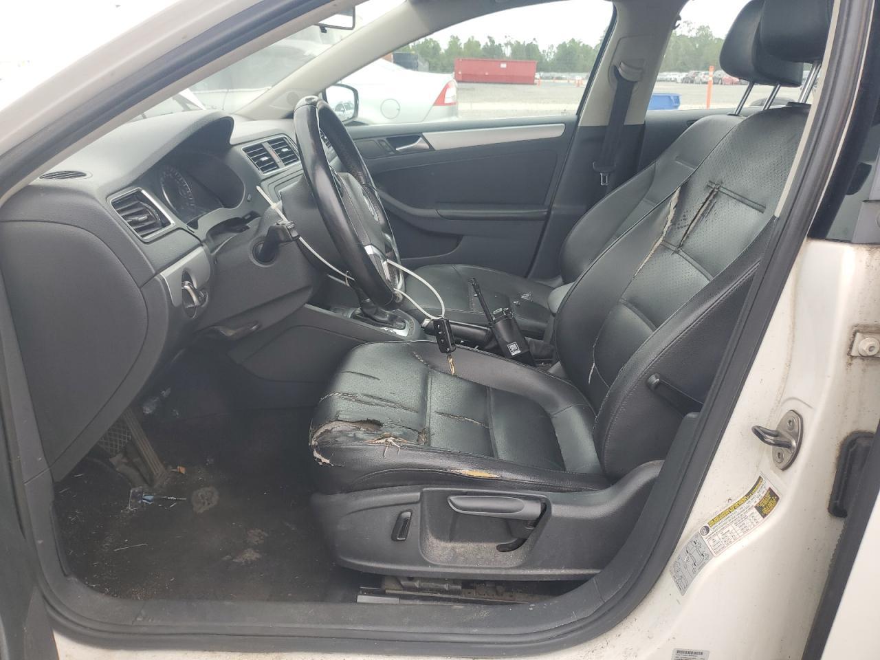 2014 VOLKSWAGEN JETTA