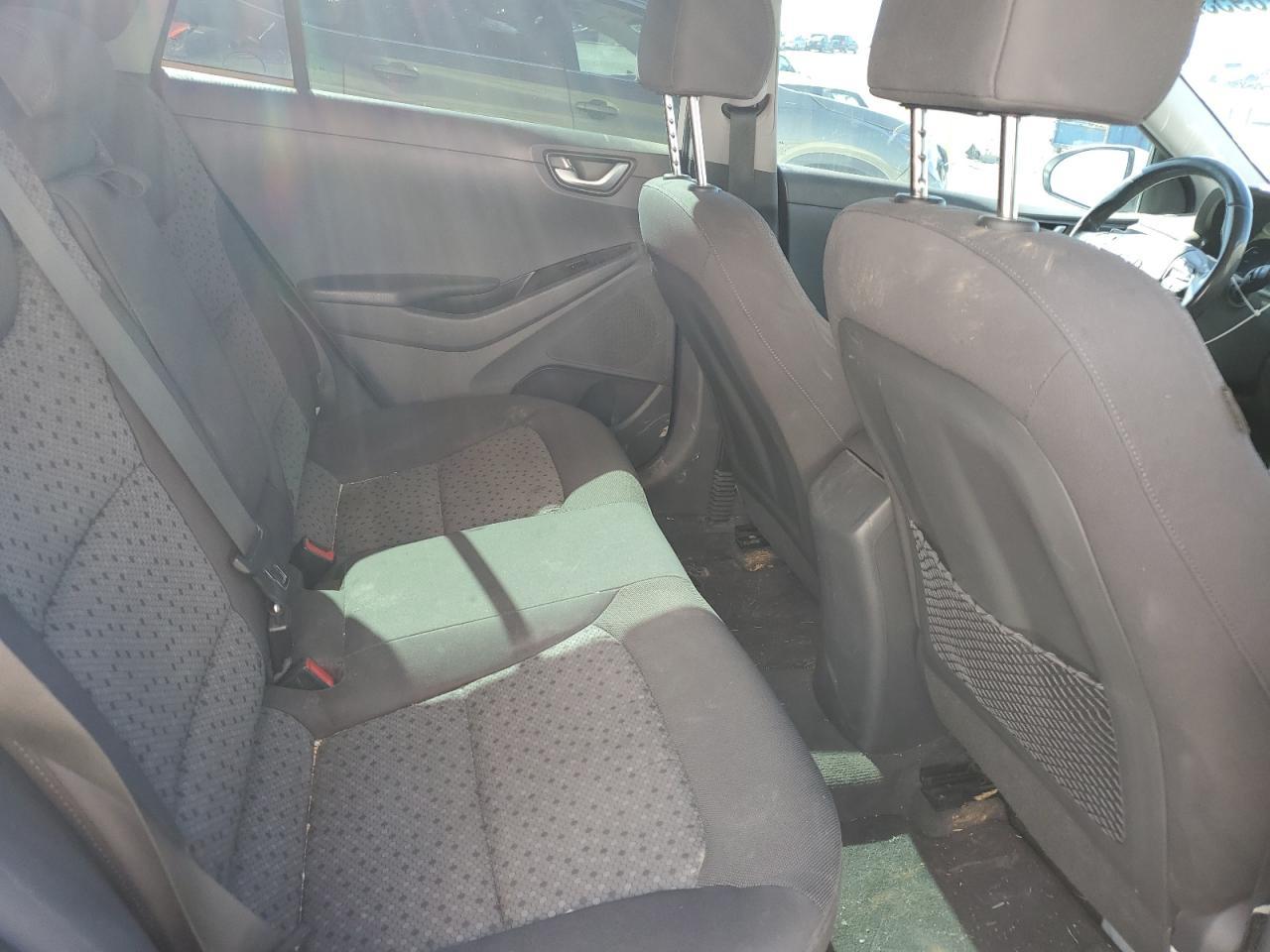 2017 HYUNDAI Ioniq