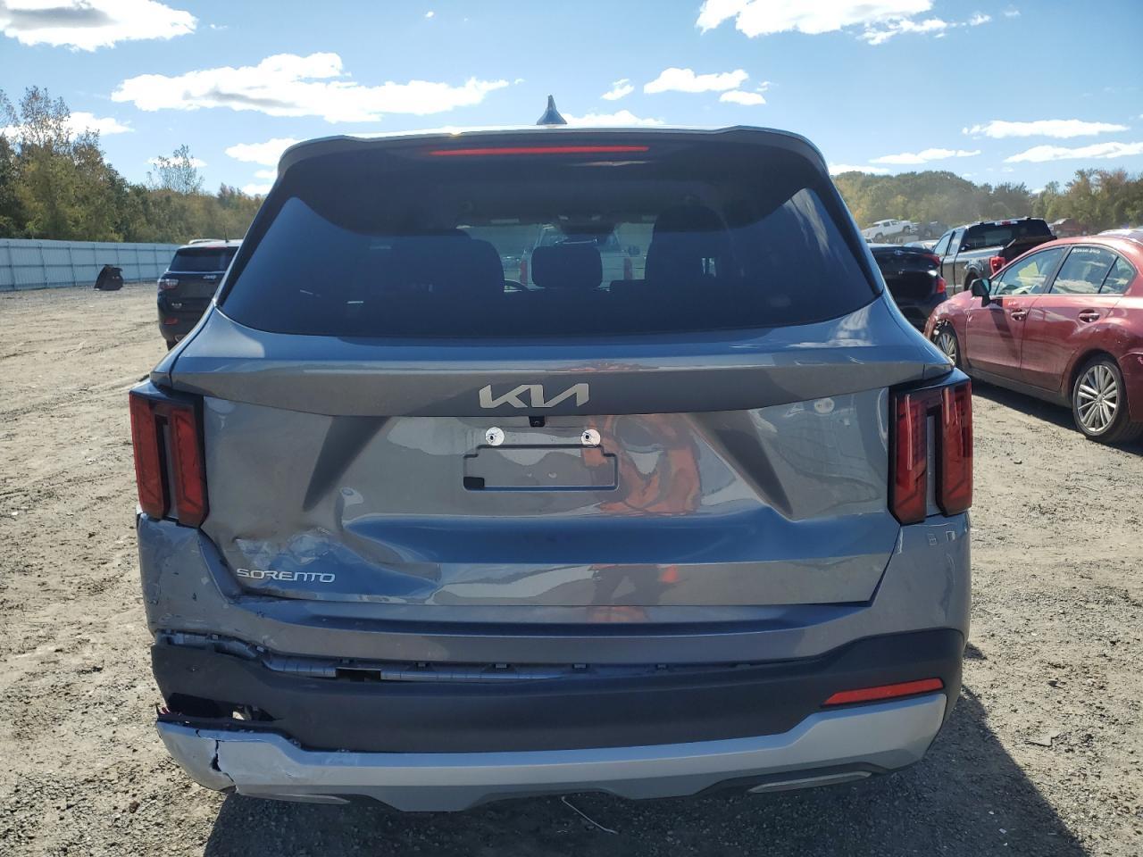 2025 KIA SORENTO