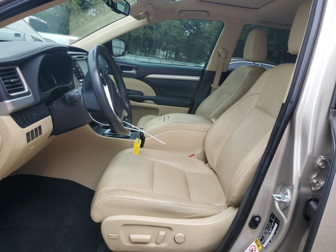 2015 TOYOTA HIGHLANDER