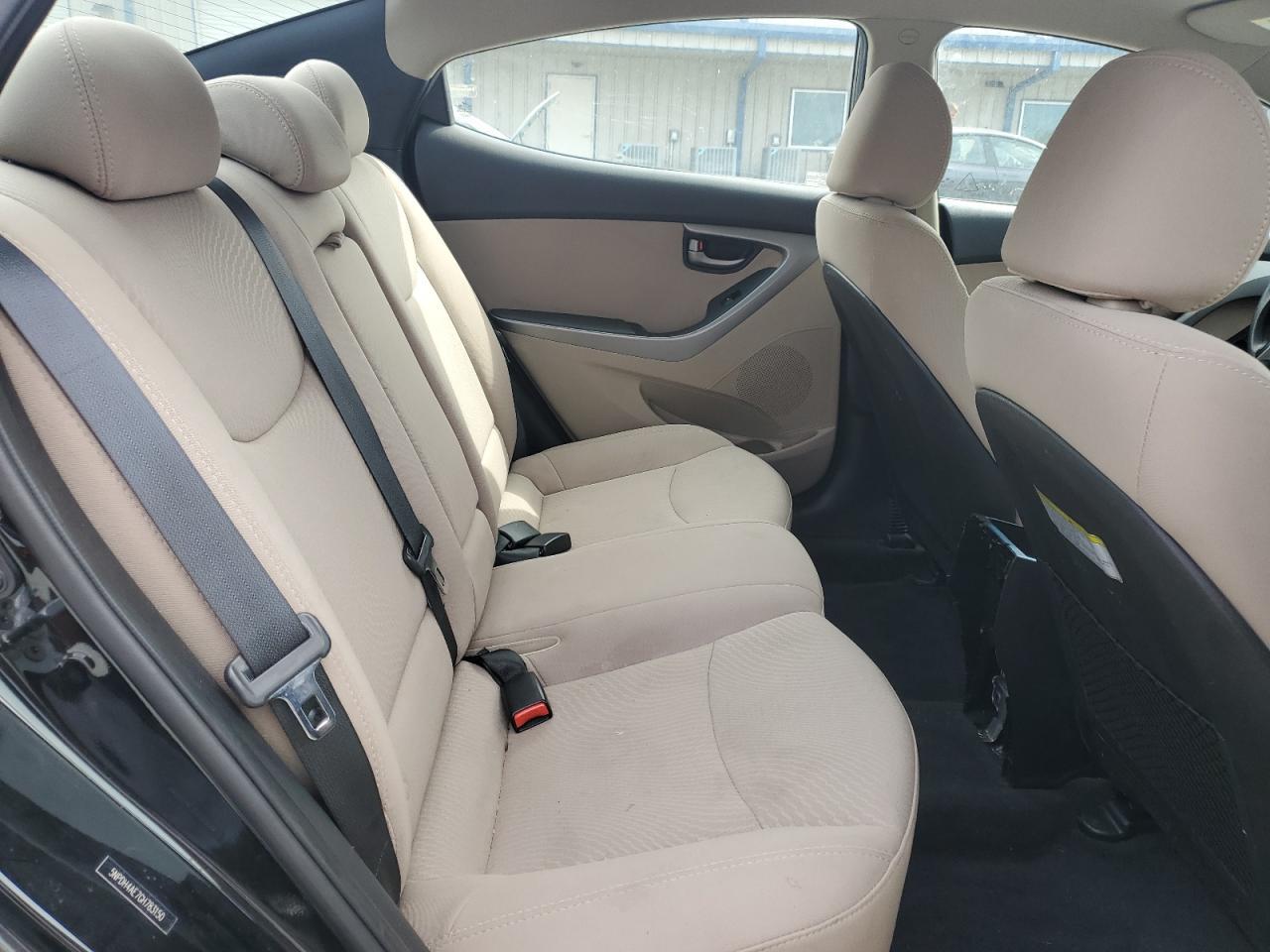 2016 HYUNDAI ELANTRA