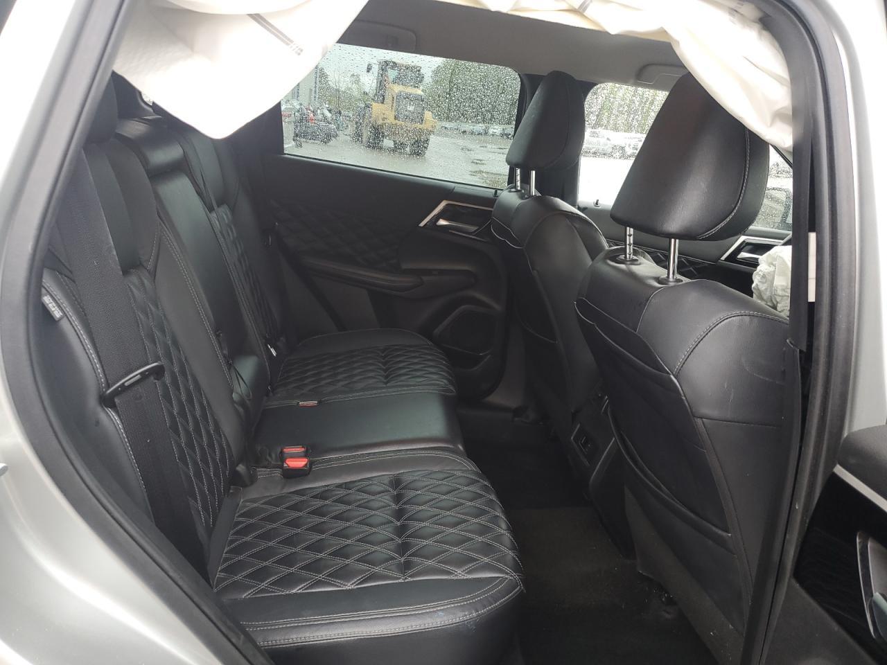 2022 MITSUBISHI outlander