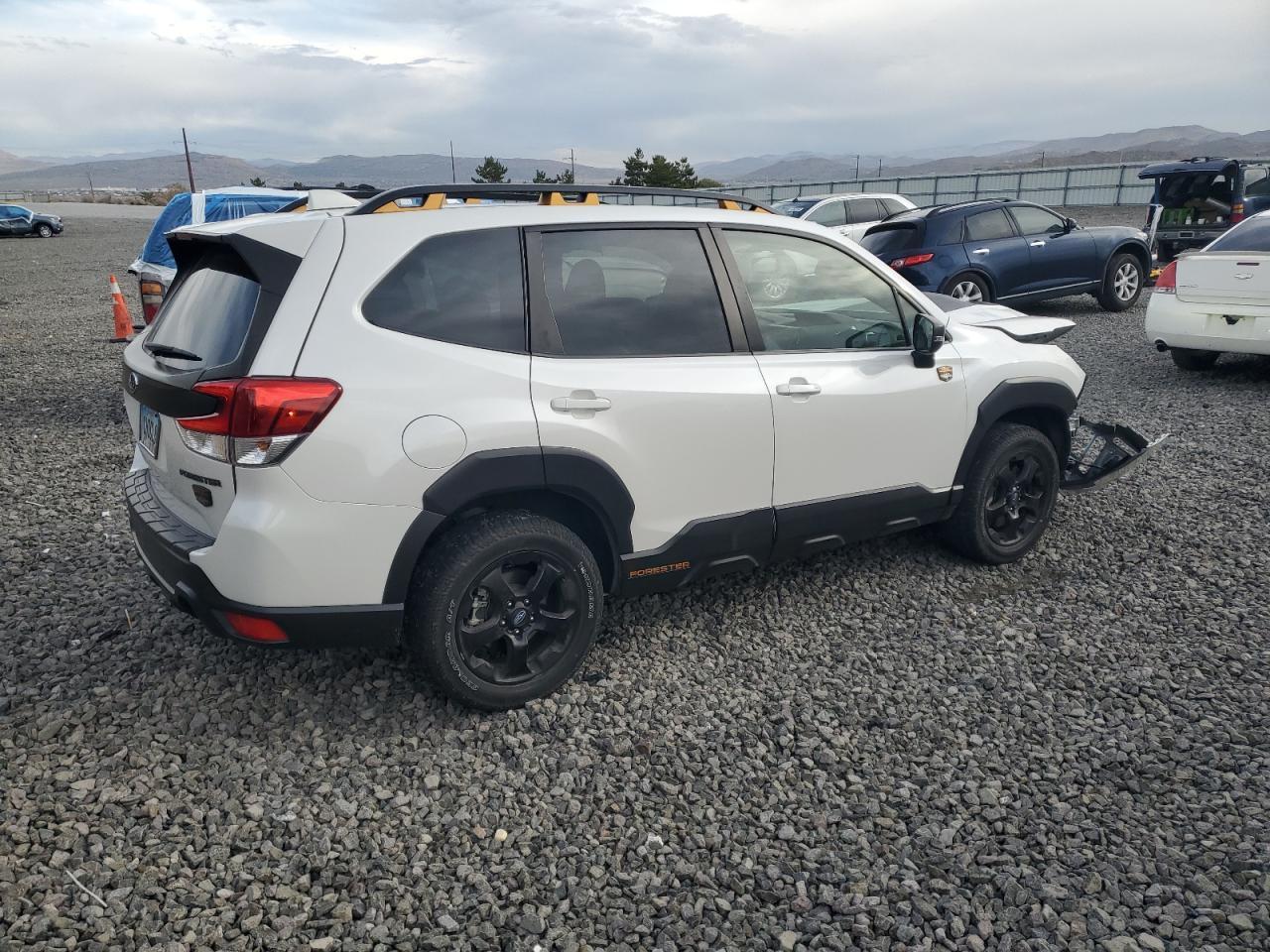 2022 SUBARU FORESTER