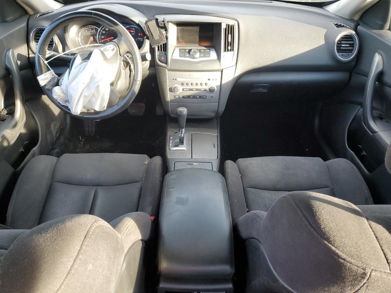 2012 NISSAN Maxima
