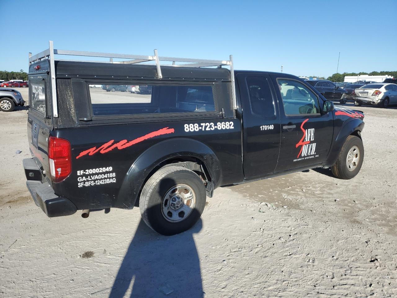 2017 NISSAN Frontier