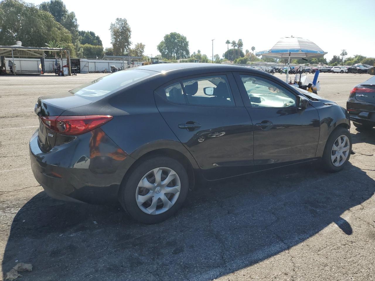 2014 MAZDA 3