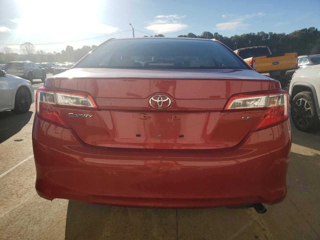 2012 TOYOTA CAMRY