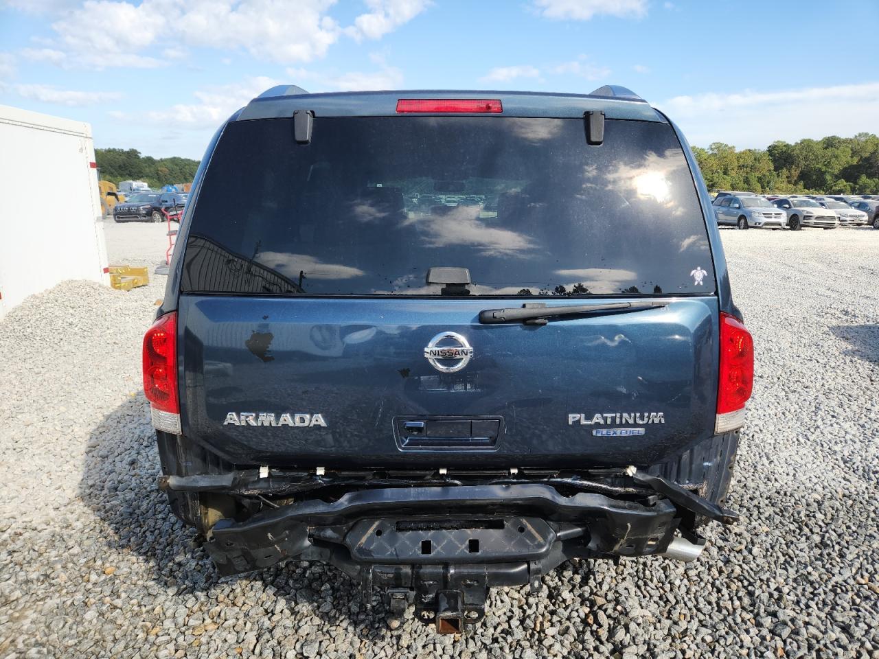2013 NISSAN Armada