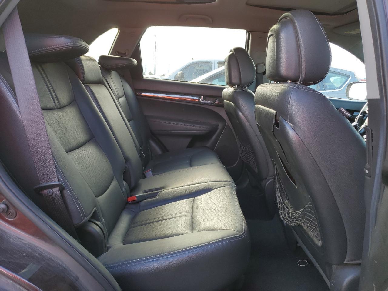 2011 KIA SORENTO